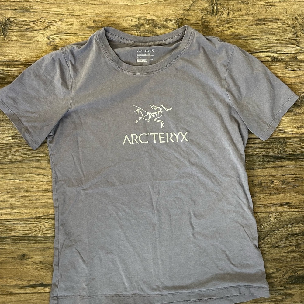 Arc'teryx women’s T-Shirt